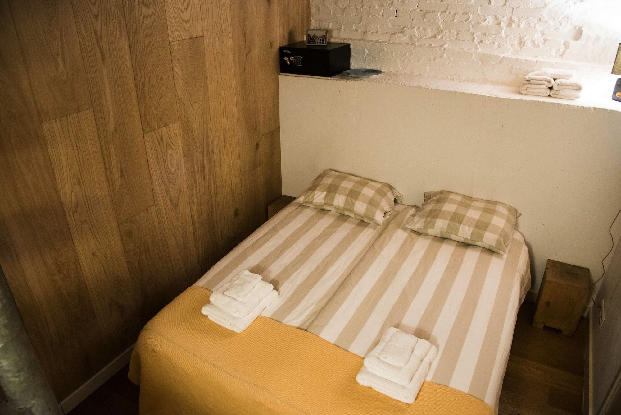 The Warehouse Bed & Breakfast Amsterdam Dış mekan fotoğraf